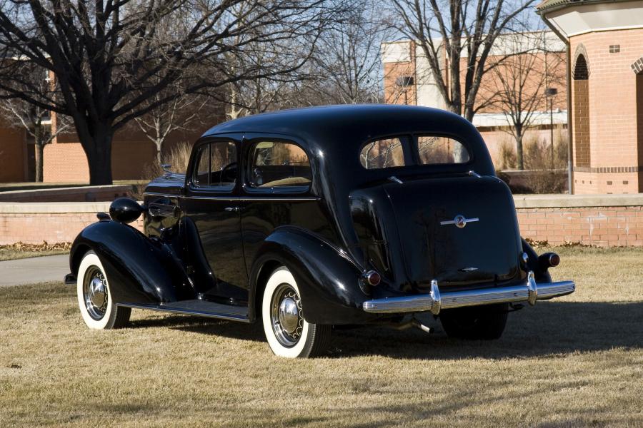 Buick Special Model 48 Victoria Coupe 1936 года  (фото 14 из 14)